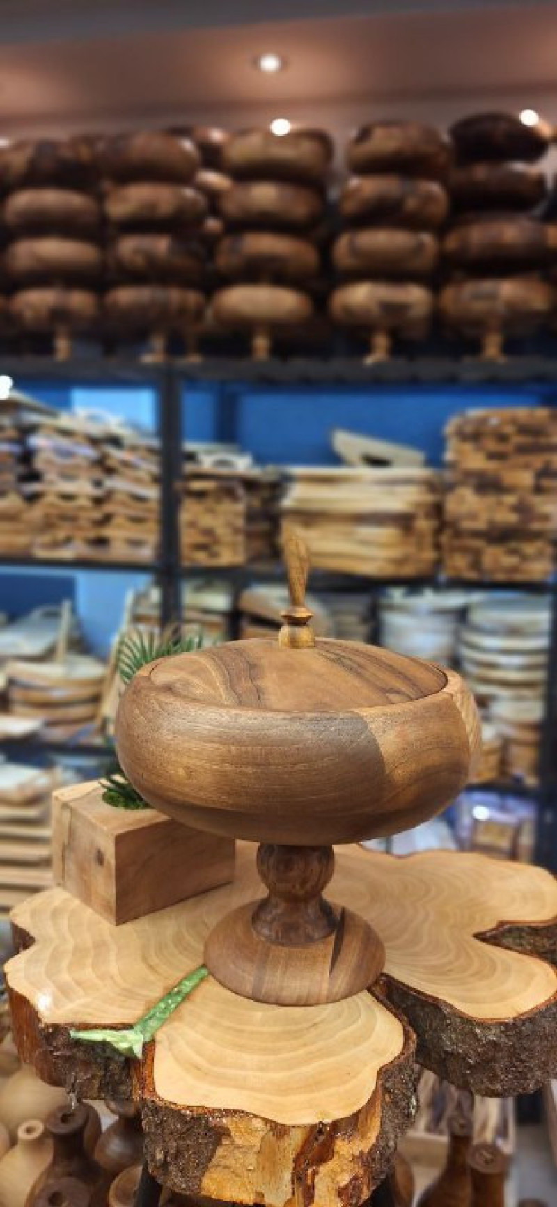 شکلات خوری پایه دار