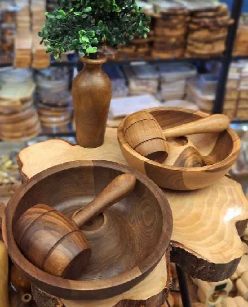 گردو شکن چوب گردو